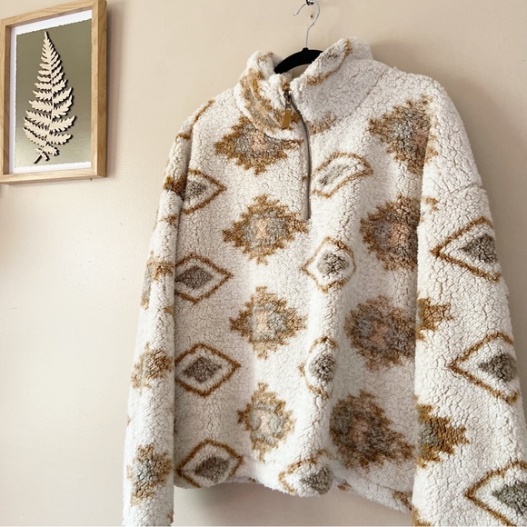 Thread & supply• fluffy soft southwestern print pullover women’s xxl - Picture 8 of 12